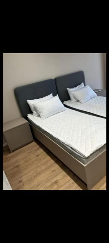 Çarpayılar: 2 çarpayi 2 tumba matrasla birlikde Tecili evden cixmalidir 1 ededi