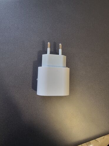 Şarj cihazları: Simsiz şarj cihazı Apple, > 20 Vt, İşlənmiş
