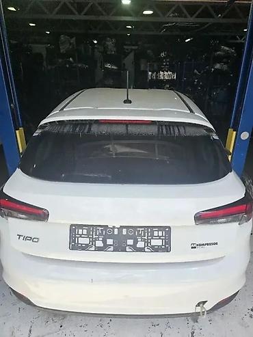 ugao od 90 stepeni: GEPEK VRATA BELA FIAT TIPO HECBEG | Fiat Tipo gepwk vrata. Garancija — 1