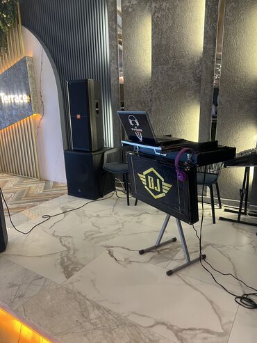 Dekorlar və bəzəklər: Dj xidmeti butun nov tedbirlerin keçirilmesi movcutdur Tehsilliyem — 14
