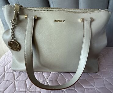 devit 3: Сумка на плечо, DKNY, Б/у