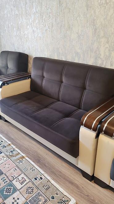 salon kreslo: Qonaq otağı üçün dəst – 1 ədəd ikili divan, 1 ədəd üçlü divan və 2 — 3