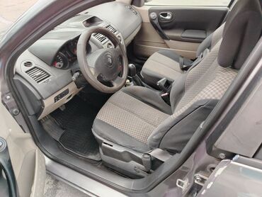 Renault: Renault Megane: 1.5 l | 2004 г. 204287 km Hečbek — 9