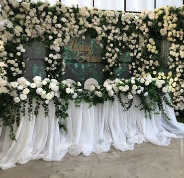 Сфера услуг: Продажа бизнеса Организация мероприятий, Вместе с: База клиентов и поставщиков, Интернет-ресурсы, Оборудование и мебель — 9