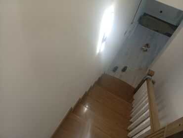 Деревянные лестницы: Деревянная лестница Для дома, Бесплатный замер, Форма лестницы: Много-маршевая, Стиль: Классический — 5