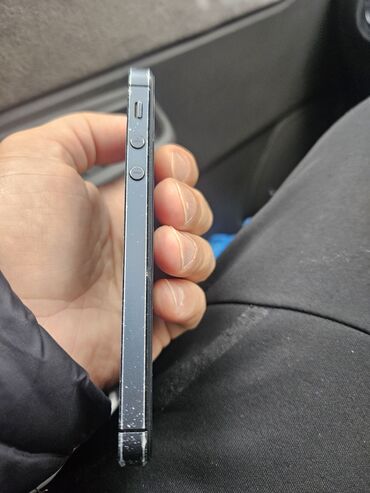 iphone 5 satilir: IPhone 5, Qara