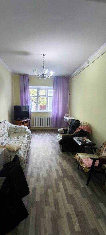 дом ищу: Полдома, 50 м², 2 комнаты, Агентство недвижимости, Косметический ремонт