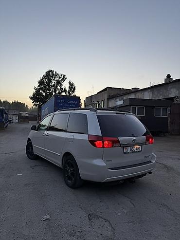 бус будка: Toyota Sienna: 2004 г., Автомат, Бензин, Минивэн — 3
