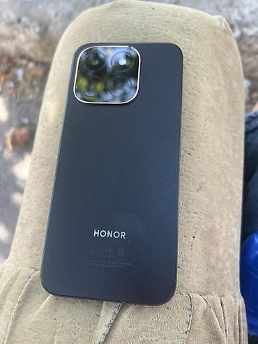 Мобильные телефоны и аксессуары: Honor X6c, 256 ГБ, цвет - Черный, Кнопочный, Отпечаток пальца, Face ID — 1