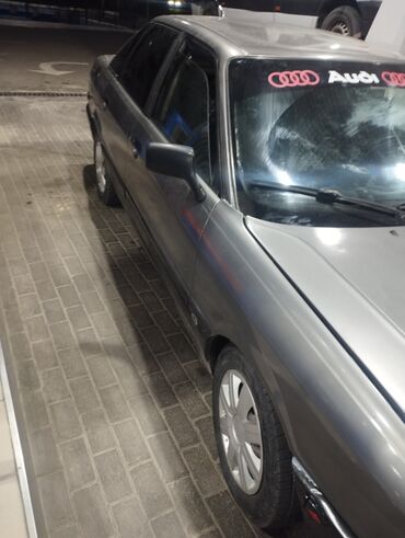 машину ауди: Audi 80: 1989 г., 1.8 л, Механика, Бензин