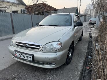 Chevrolet: Chevrolet Lanos: 2010 г., 1.5 л, Механика, Бензин, Седан