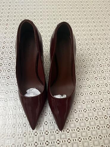 закрытые туфли: Qadın klassik tufli – bordo, laklı - Model: sivri burunlu, “pumps” — 3