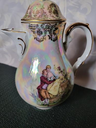 Čajnici: Bokal 1918g + Oscar Shaller Bavaria porcelan. Bokal je nov,pozlata — 9