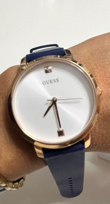 hugo boss satovi: Classic watch, Guess, Female