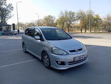 машина япония: Toyota Ipsum: 2003 г., 2.4 л, Автомат, Бензин, Минивэн — 7