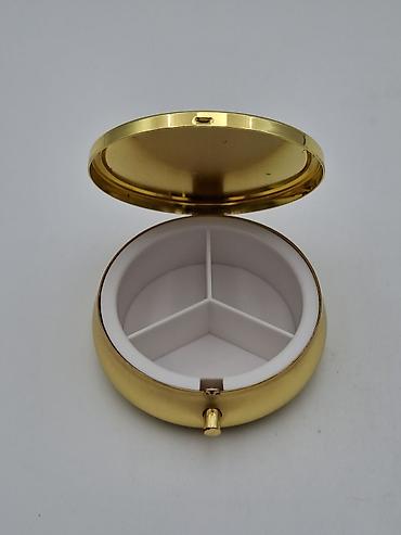 gold: Компактный органайзер‑таблетница с круглым металлическим корпусом — 1