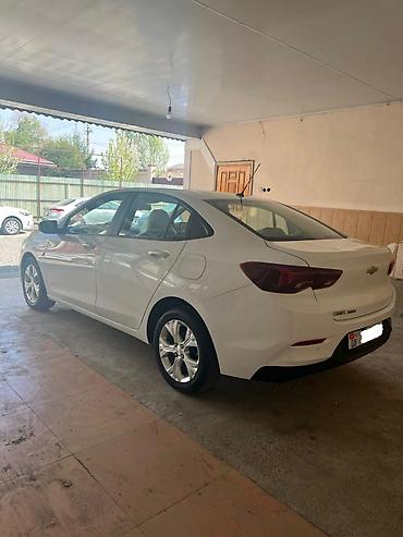 Chevrolet: Chevrolet Onix: 2020 г., 1 л, Автомат, Бензин, Седан — 5