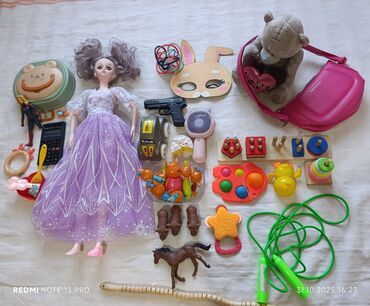 игрушка домик: Продаётся игрушки. Очень в хорошем состоянии! Адрес Московский/