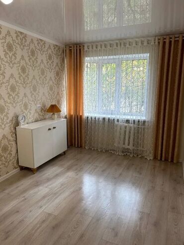 Продажа квартир: 1 комната, 34 м², 1 этаж — 2