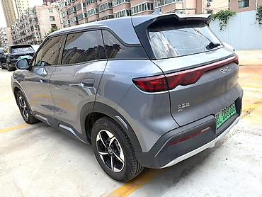 byd e9 2025: BYD Yuan Up: 2017 г. — 8