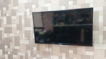 Televizorlar: Televizor Samsung Led 32" HD (1366x768)