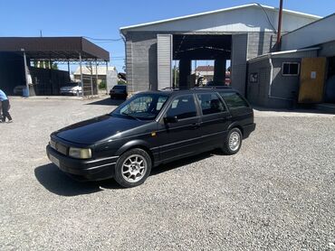 дизель голф 2: Volkswagen Passat: 1991 г., 1.8 л, Механика, Бензин, Универсал