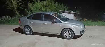 голф венто: Ford Focus: 2005 г., 1.6 л, Механика, Бензин, Седан — 5