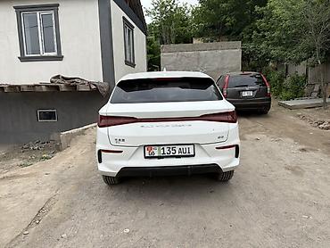 BYD: BYD E2: 2022 г., Электромобиль, Хэтчбэк — 3