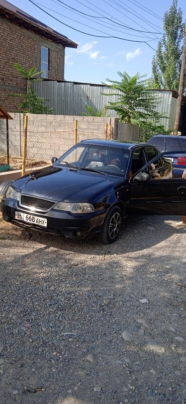 Daewoo: Daewoo Nexia: 2011 г., 1.6 л, Механика, Бензин, Седан