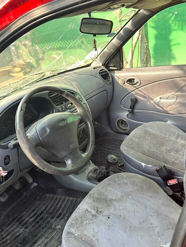 əlimyandı satılan maşınlar: Ford Courier: 1.8 l | 1997 il 17000 km Pikap