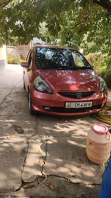 Унаа: Honda Fit: 2005 г., 1.3 л, Вариатор, Бензин, Хетчбек — 1