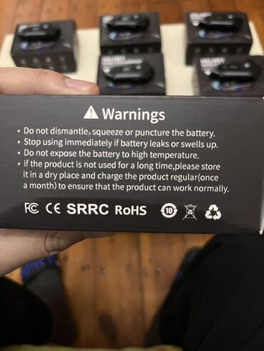 Qulaqcıqlar: Motosiklet dəbilqəsi üçün Y20 Wireless Earphone Xüsusiyyətlər: - — 4