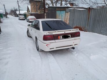 Mazda: Mazda 626: 1988 г., 2 л, Механика, Бензин, Хэтчбэк