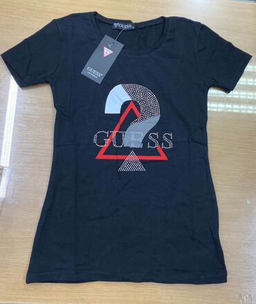 Majice kratkih rukava: Zenske majice
S.m.l
1800 — 7