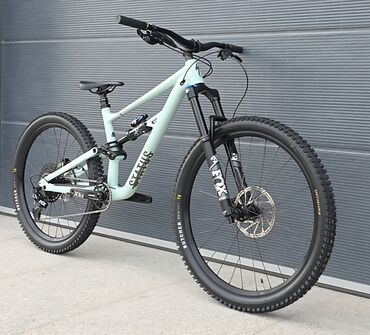 Горные велосипеды: Горный велосипед, Specialized, Рама M (156 - 178 см), Алюминий, Новый
