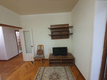 я ищу дом рабочий городок: 3 бөлмө, 70 кв. м, 4 кабат