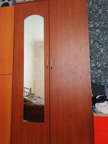 taxta komod: İşlənmiş, Açılan, 2 qapılı Düz dolab, Qarderob, paltar dolabı, Azərbaycan