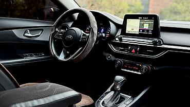 Kia: Kia K3: 2019 г., 1.6 л, Вариатор, Бензин, Седан — 11