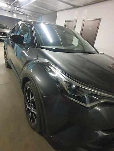 хунчи авто: Toyota C-HR: 2017 г., 1.8 л, Вариатор, Гибрид, Кроссовер — 9