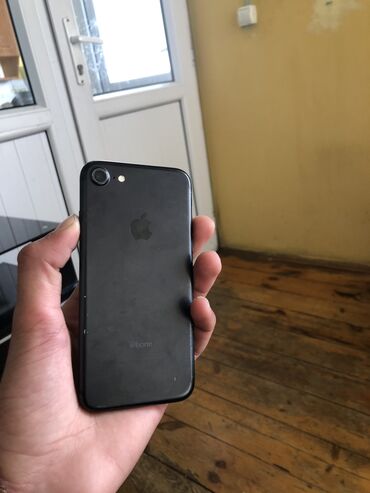 en ucuz ayfon telefon: IPhone 7, 128 ГБ, Black Titanium, Отпечаток пальца