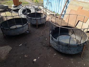 Товары и оборудование для с/х животных: Кормушка для овец (круглая) - Вместимость: рассчитана на 12–14 голов — 10