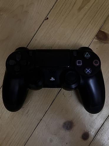 ps4 ucun rul dəsti: Playstation 4 pultu satılırr R2 narmal işlemir Xərci 10 manat olcaq — 2