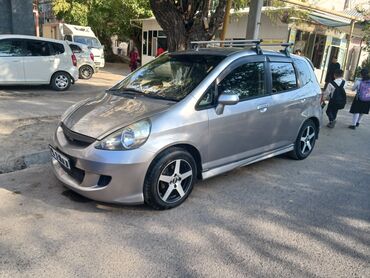 Honda: Honda Fit: 2003 г., 1.5 л, Вариатор, Бензин, Хэтчбэк