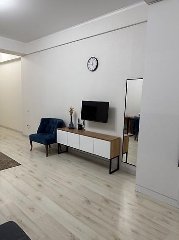 токолка ысык кол: Ысык-Көлдө ижарага батир, Радуга West, Кош-Көл, 6 орун, Баасы Бүтүндөй турак үй үчүн — 9