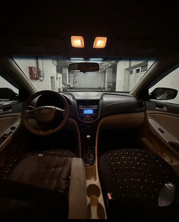 Hyundai: Hyundai Accent: 1.6 l | 2012 il Sedan — 5