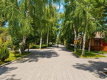 Аренда коттеджей и домов на Иссык-Куле: Сдаётся уютный коттедж на Иссык-Куле.пансионат лагуна Особенности: - — 10