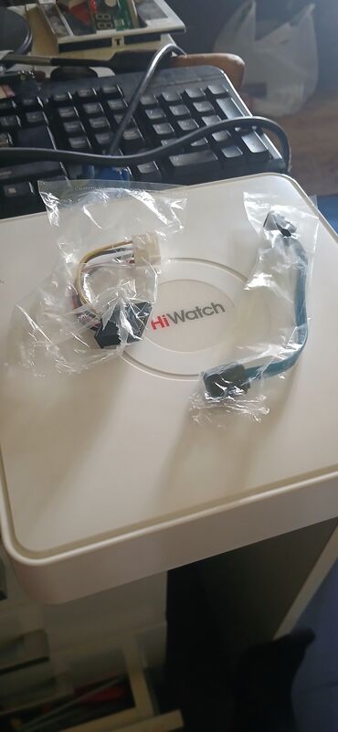 playstation 1: HiWatch 8-kanallı DVR videoqeydiyyatçı Xüsusiyyətlər: - Kanal sayı: 8