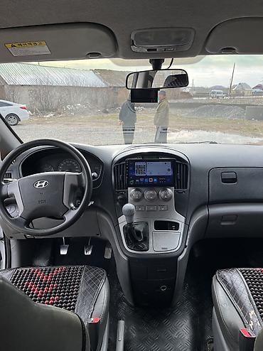 Hyundai: Hyundai Starex: 2009 г., 2.5 л, Механика, Дизель, Минивэн — 8