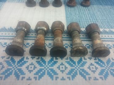 Auto delovi: Sarafi i matice tockova Lada 2121,21213,21214 Niva. Polovno, očuvano — 8