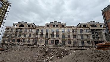ош картира: 2 комнаты, 81 м², Элитка, 3 этаж, ПСО (под самоотделку) — 1